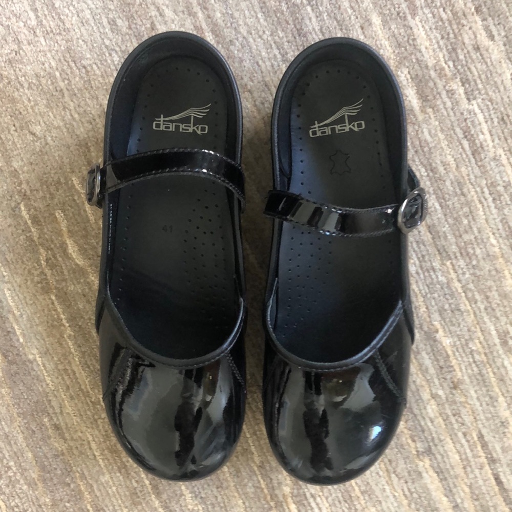 Dansko Marcelle size 41 black patent leather GUC